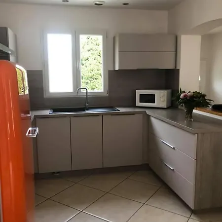 Du Bonheur Carambole Holiday home *